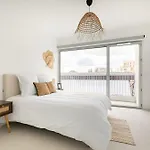 Grand Moderne Et Lumineux アパート ボルドー