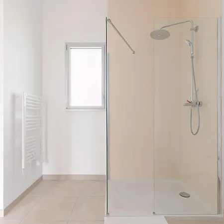 Grand Moderne Et Lumineux 23 Et 01 Appartamento