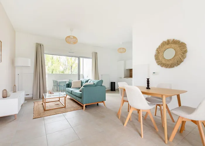 Grand Moderne Et Lumineux アパート *